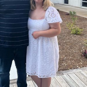 I am selling a Lily Pulitzer dress! It is a size 12, worn once.